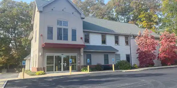 60 Exeter Road