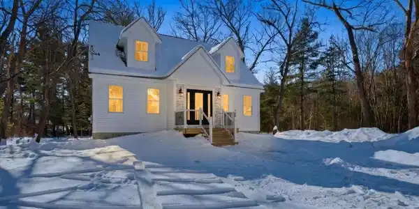 6 Janvrin Drive