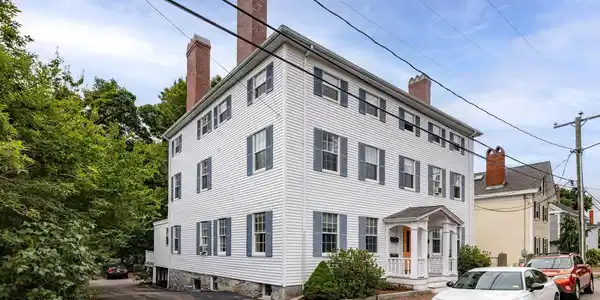 64 Austin Street