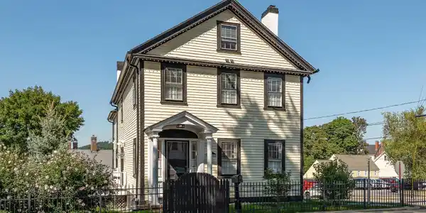 7 Church Street