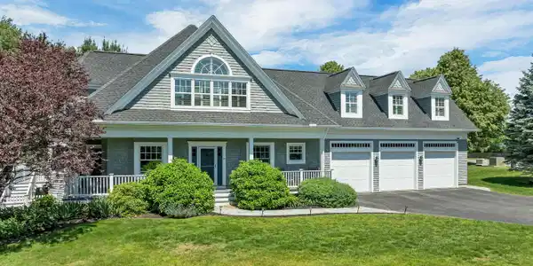 20 Brigham Lane
