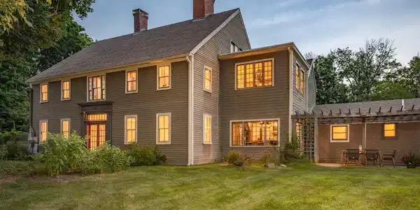 183 Fox Point Road