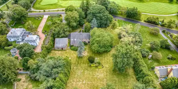15 Fairway Drive