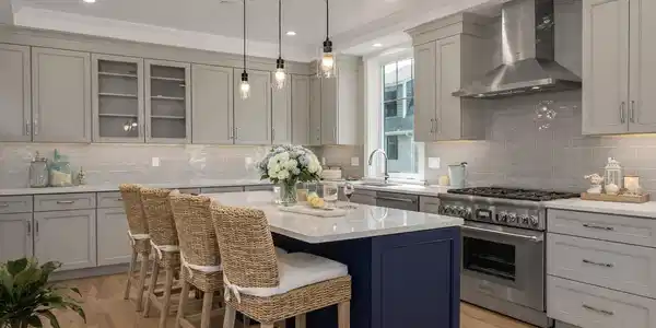 18 LITTLE BAY Drive