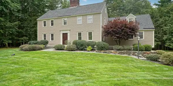 18 Bradley Lane