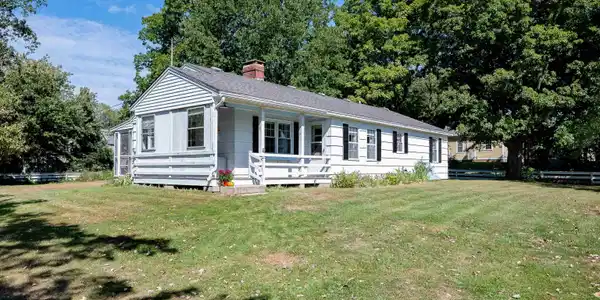 323 Piscassic Road