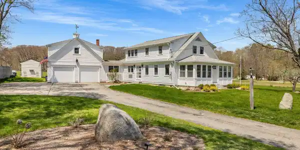 335 Central Road