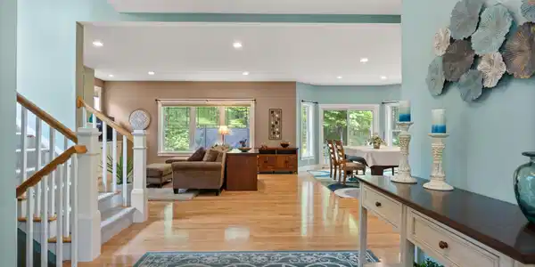 108 Boxwood Lane