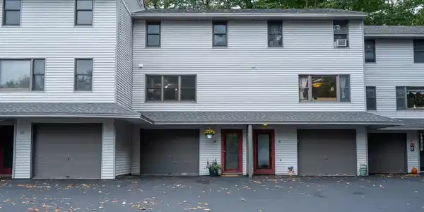 29 Moonlight Drive