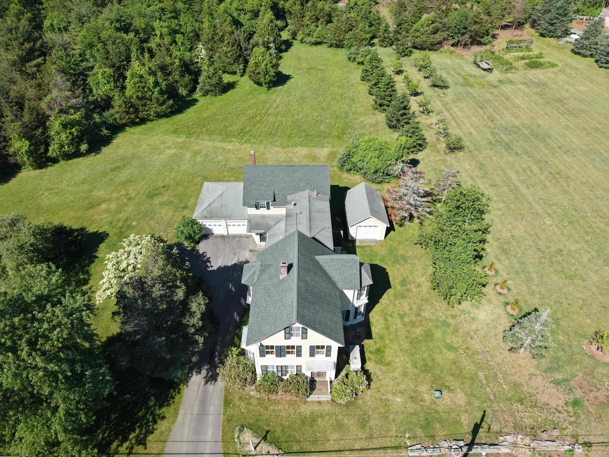 Image 4: Aerial Image 4: Aerial
