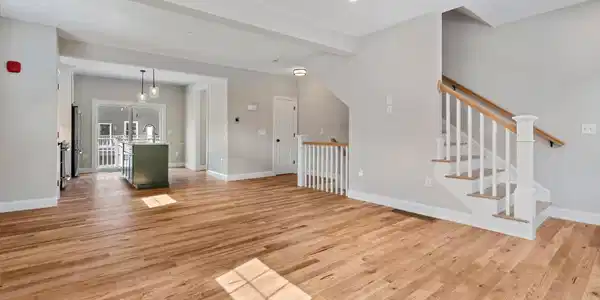 10 Juniper Lane