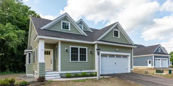 Unit 33 Summerwind Place