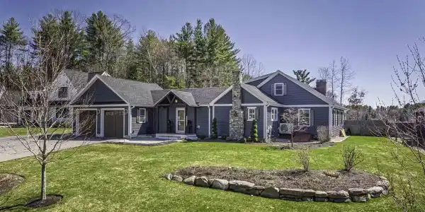 17 Beaumont Drive
