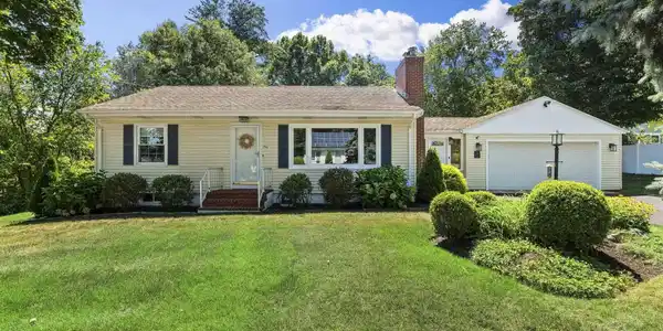 1 Roberts Road