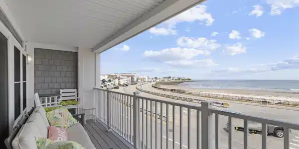 377 Ocean Boulevard