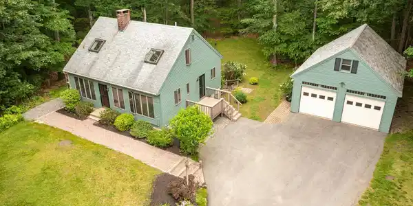 315 Middle Road