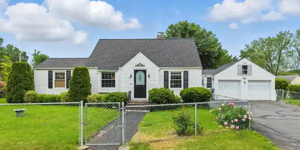 18 Elliot Park
