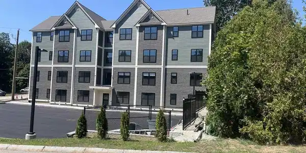 725 Central Avenue
