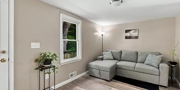 Image 3: Living Room Image 3: Living Room