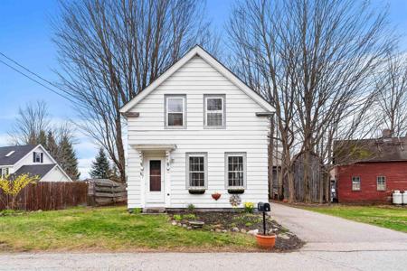 9 Railroad Avenue