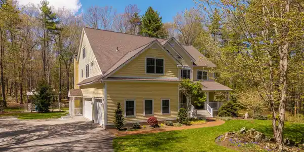 36 Bassett Lane
