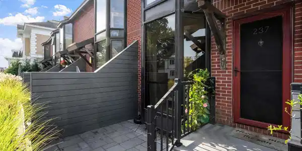 237 Islington Street