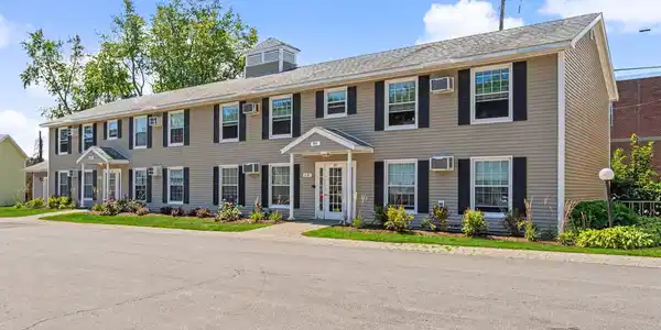 89 Winnacunnet Road