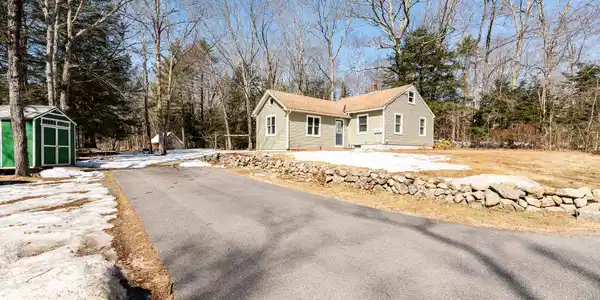94 Grant Road
