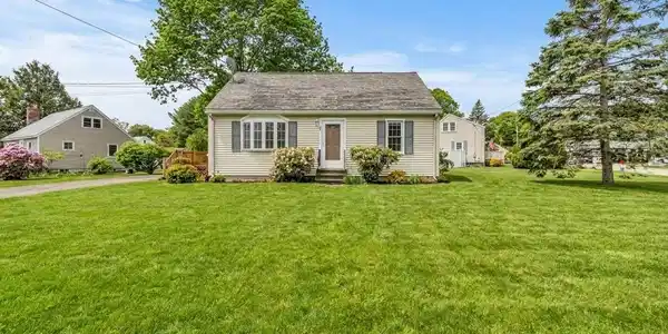 16 Naves Road