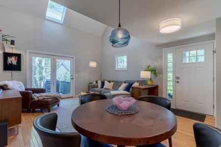 7 Glengarry Drive