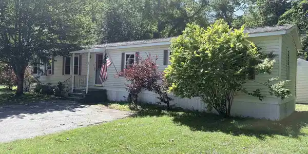 1 Oak Court