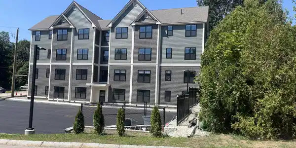 725 Central Avenue
