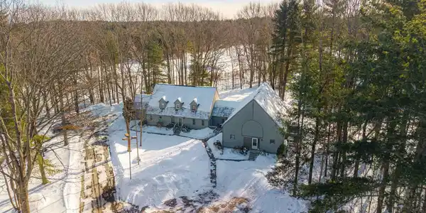 44 Glengarry Drive
