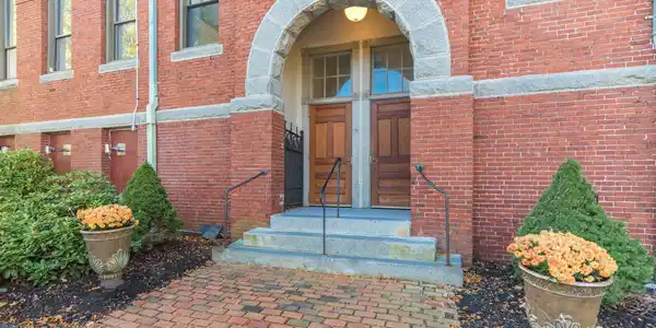 609 State Street