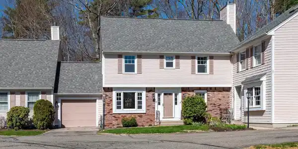 26 Pheasant Run Lane