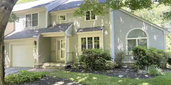 63 Peninsula Drive
