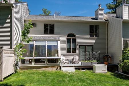 23 Bucks Hill Road