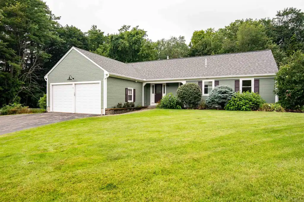Image 1: 8 Mulligan Way, Dover NH Image 1: 8 Mulligan Way, Dover NH