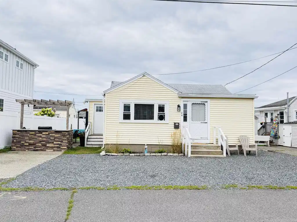 Image 1 Image 1