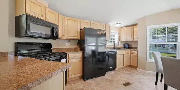 Image 4 Image 4