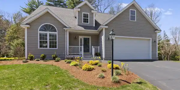 28 Green Vale Drive