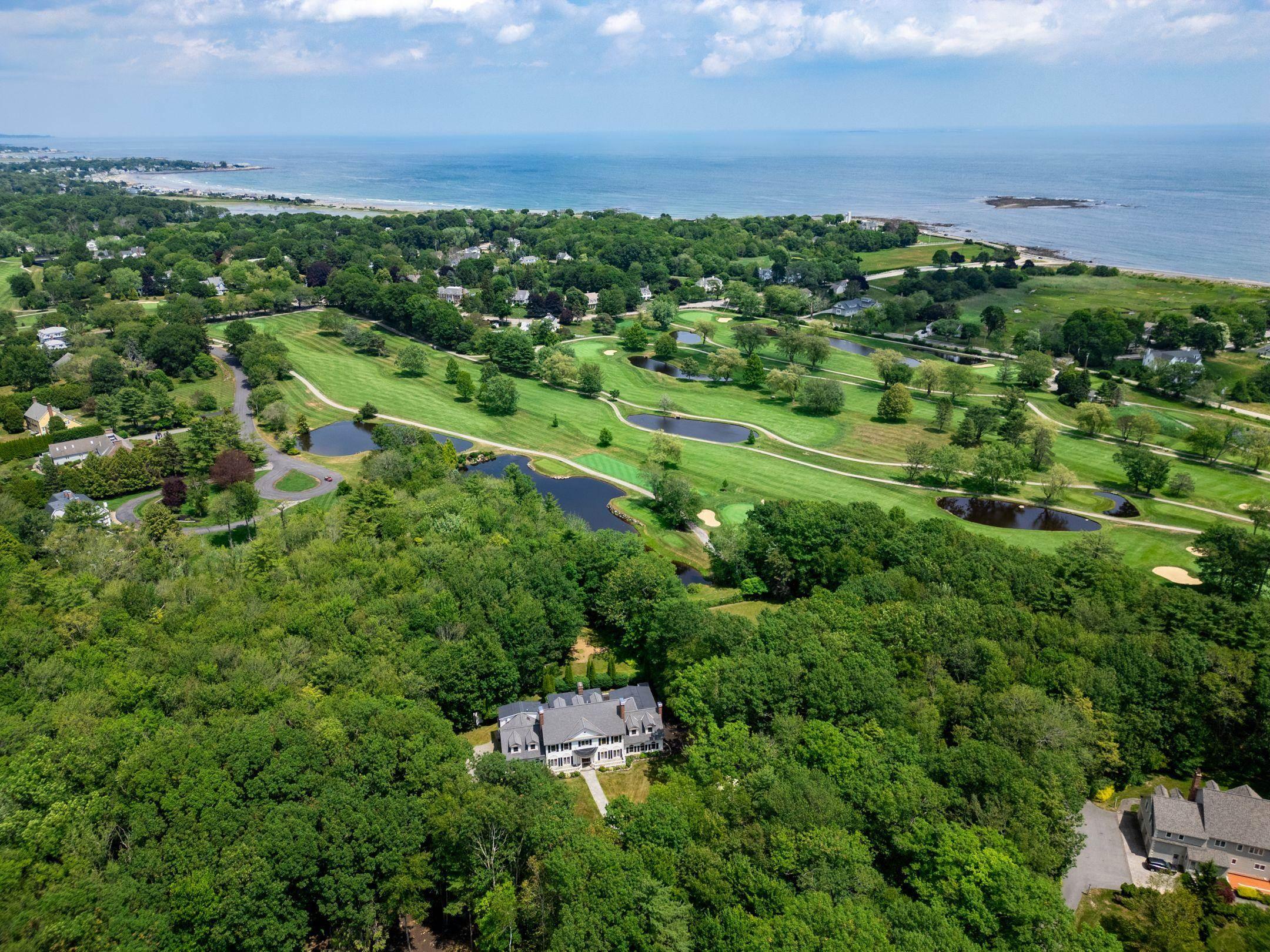 Image 3: Cherish living in the desirable Country Club Estates