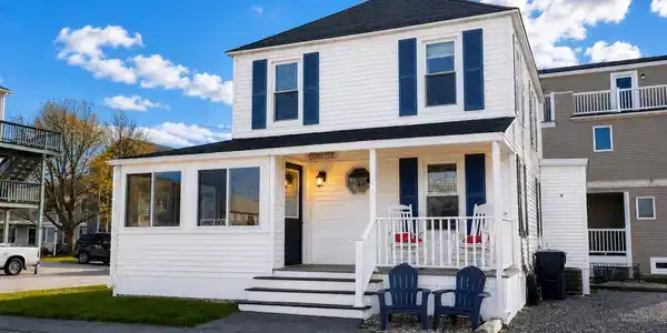 7 Concord Avenue