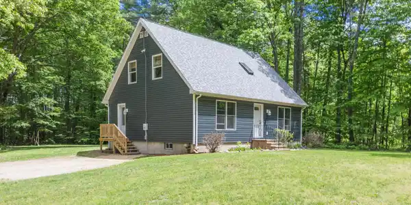 19 Glen Hill Road