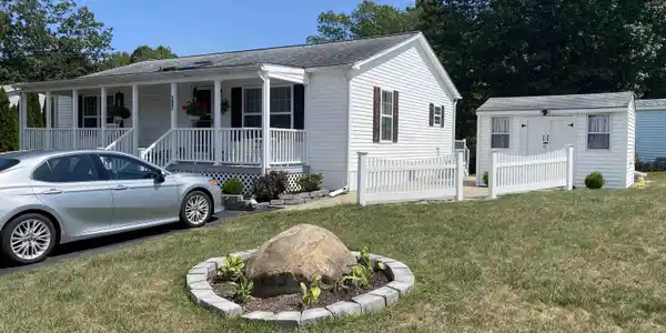107 WHIPPOORWILL Street