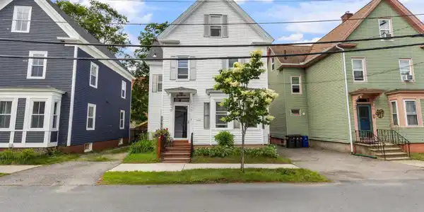 74 Cass Street