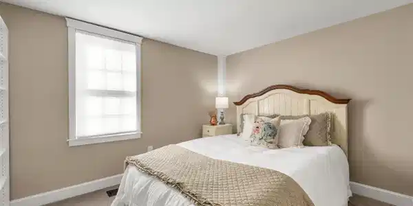 Image 4 Image 4