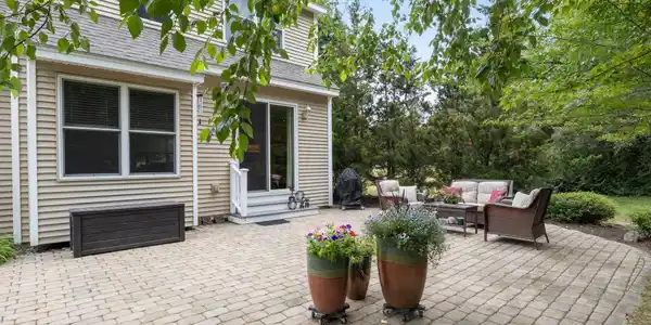 Image 3: Relaxing Patio Image 3: Relaxing Patio