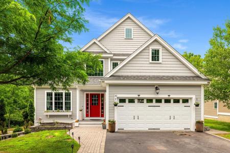 42 Stocklan Circle