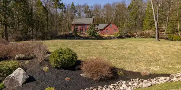 64 Bassett Lane